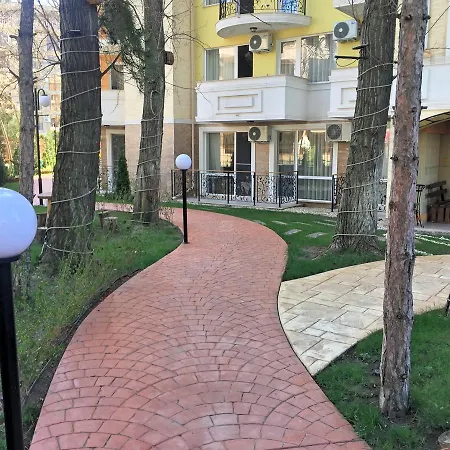 Apartment Sweet Homes 4 Studio On The First Floor еh Slantschew brjag